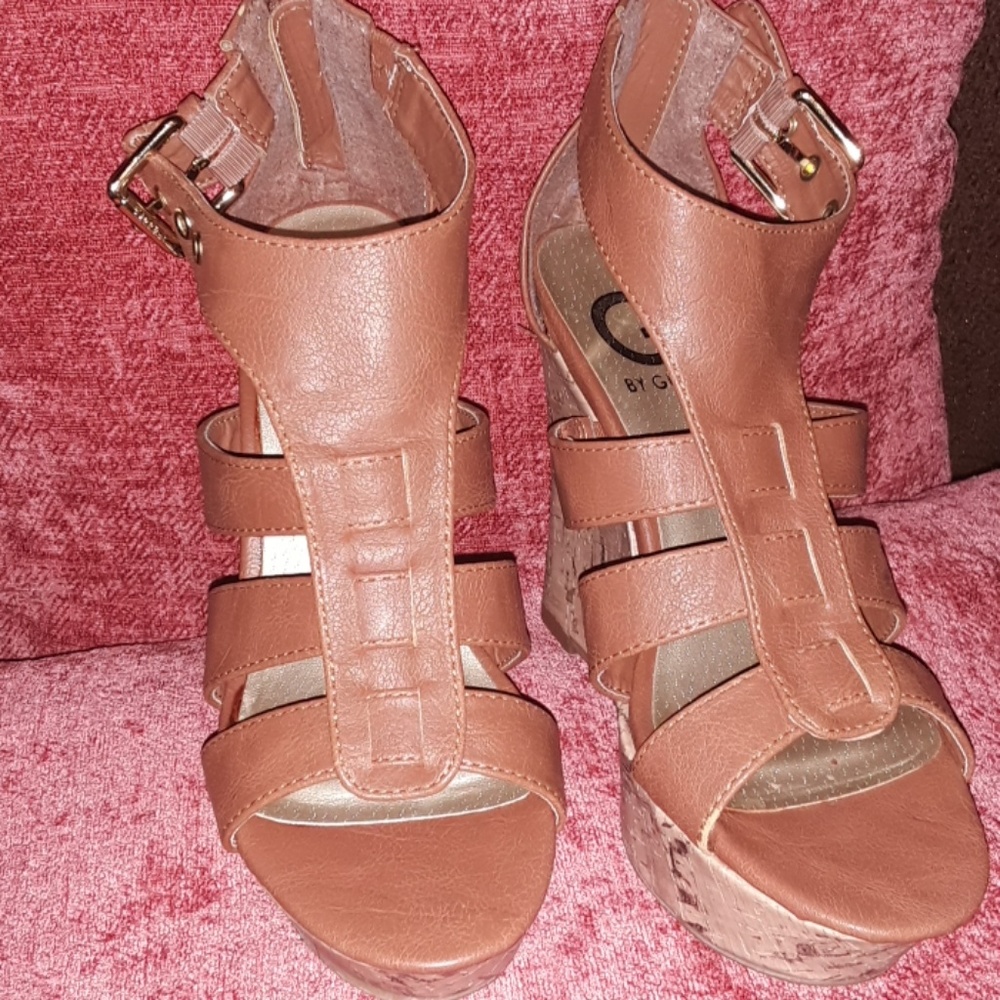 Wedge sandals camel in color